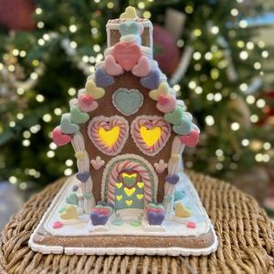 Love & Cupcakes Gingerbread Valentine’s Day house village conversation